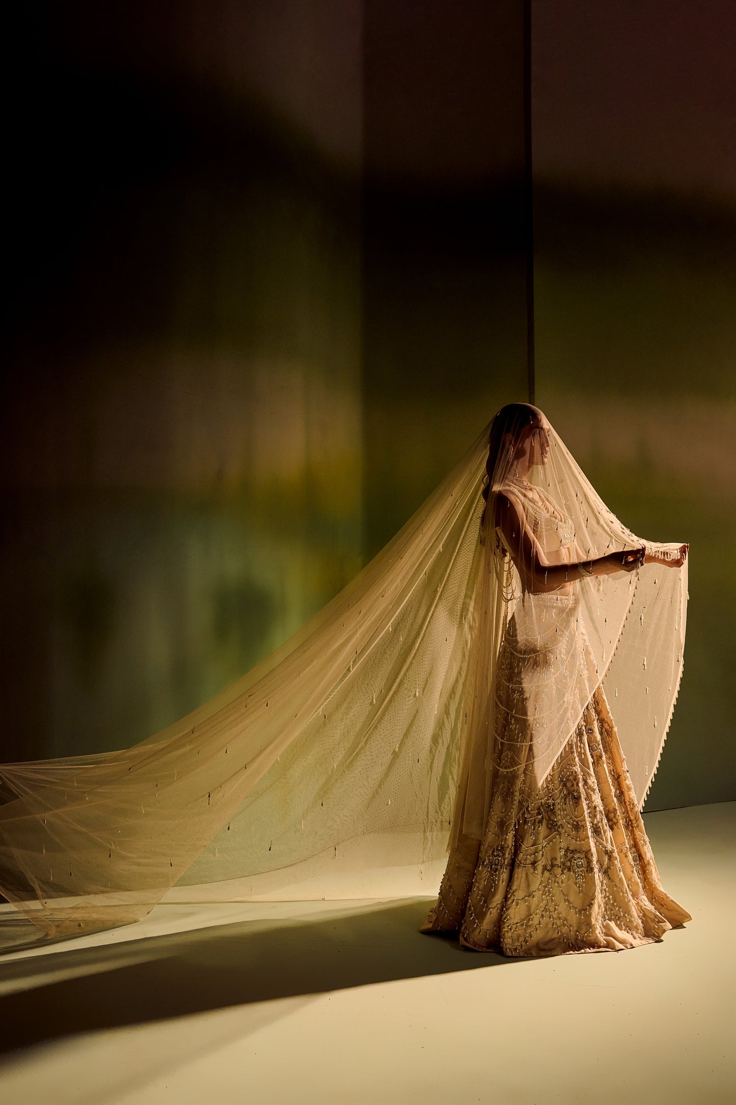 Heavy queen of perl lehenga