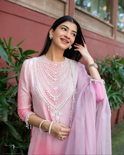 Rose Quartz Kurta Set With Pearls